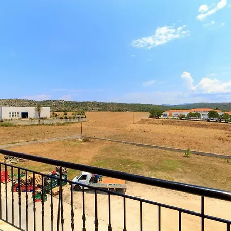 Syrdari Estate בית נופש *