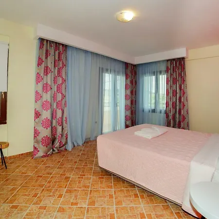 Syrdari Estate *