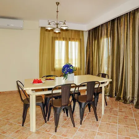 Syrdari Estate בית נופש *